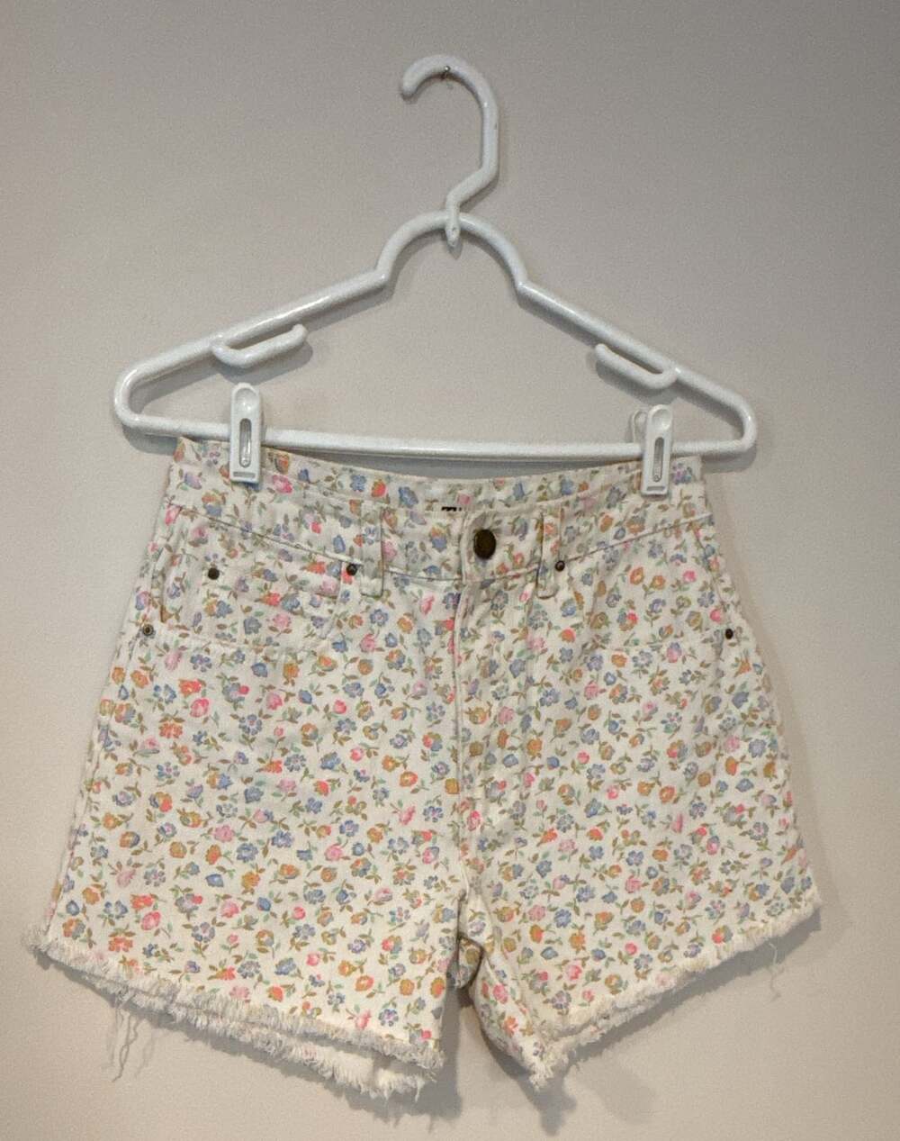 Billabong Denim Shorts Size 27 Multi Floral Print Raw Hem
